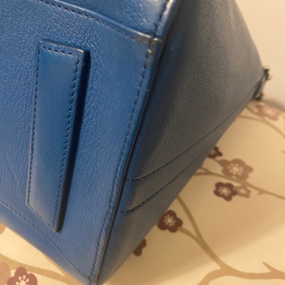 Givenchy Antigona - Picture 9 of 15